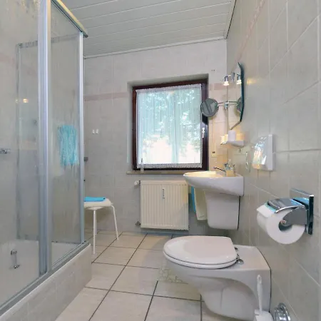 Moderne Mit Garten In Eimelrod