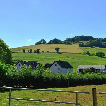 Moderne Mit Garten In Eimelrod شقة