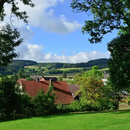 Moderne Mit Garten In Eimelrod *