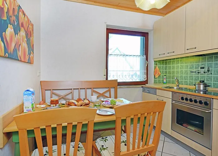 Moderne Mit Garten In Eimelrod 公寓